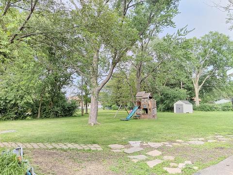 995 Aspen St, Hoffman Estates, IL 60169 photo 7