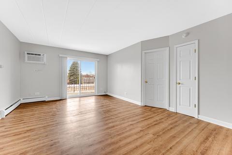 1000 S Lorraine Rd #311, Wheaton, IL 60189 photo 7
