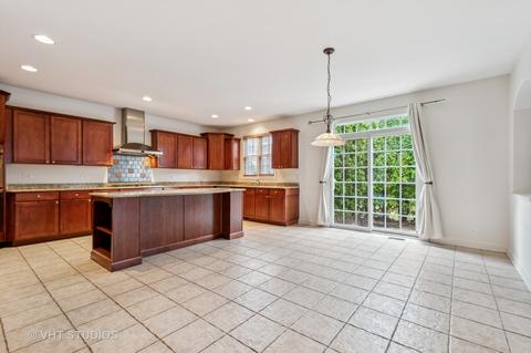 2684 Summit Dr, Glenview, IL 60025 photo 14