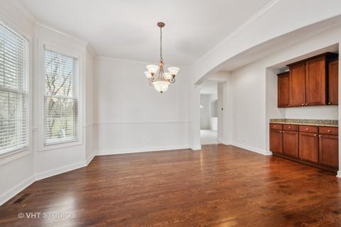 2684 Summit Dr, Glenview, IL 60025 photo 7