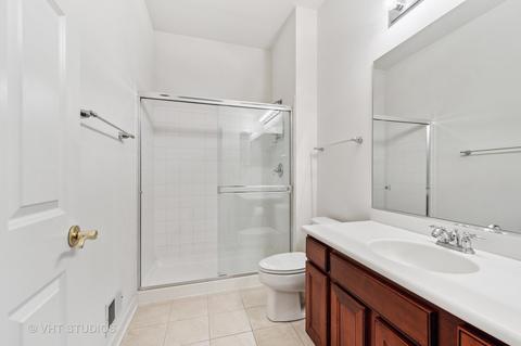 2684 Summit Dr, Glenview, IL 60025 photo 34