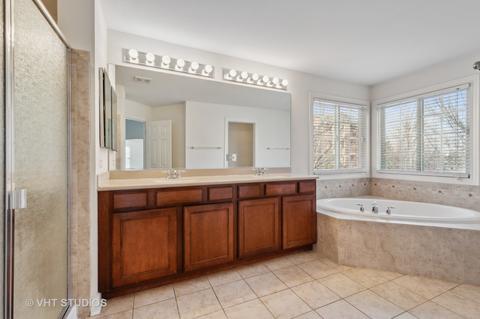 2684 Summit Dr, Glenview, IL 60025 photo 22