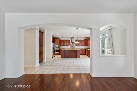 2684 Summit Dr, Glenview, IL 60025 photo 18