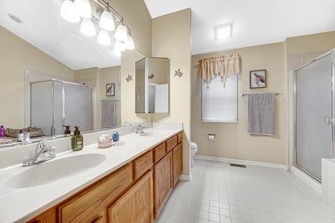 480 Flora Dr, Algonquin, IL 60102 photo 11