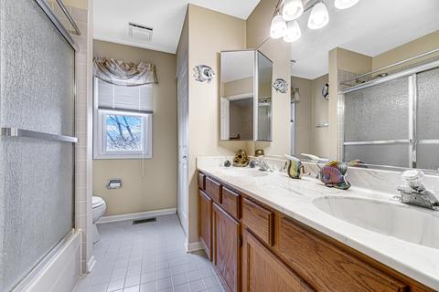 480 Flora Dr, Algonquin, IL 60102 photo 14