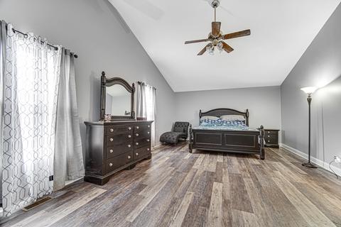 480 Flora Dr, Algonquin, IL 60102 photo 8