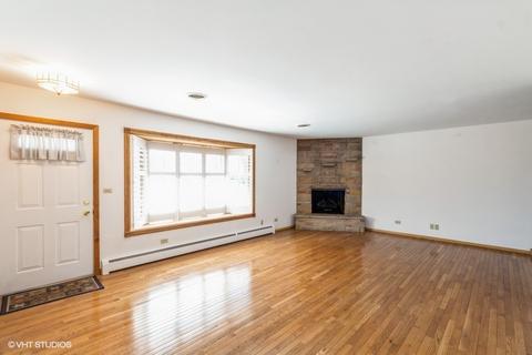 504 Edwards Ave, West Dundee, IL 60118 photo 2