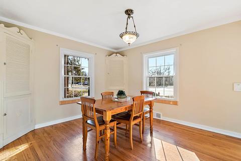 349 Desplaines Ave, Riverside, IL 60546 photo 4