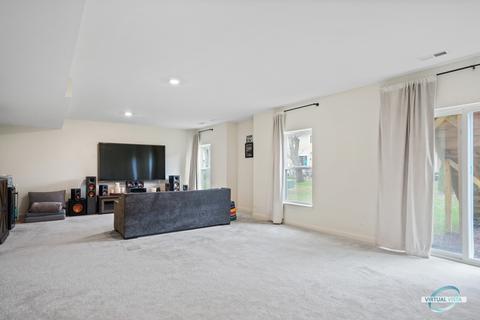 1333 Highpoint Ct, Bartlett, IL 60103 photo 10