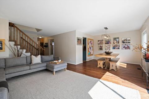 1708 Warwick Ct, Wheaton, IL 60189 photo 5