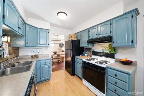 1708 Warwick Ct, Wheaton, IL 60189 photo 7