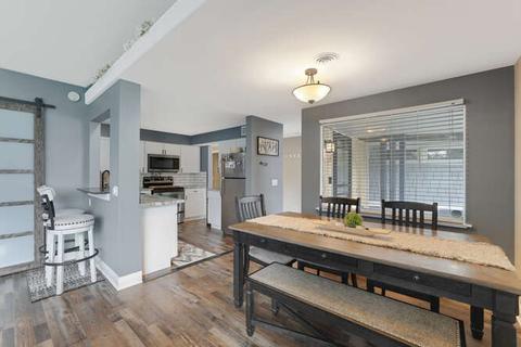 1016 W Springfield Ave, Champaign, IL 61821 photo 23