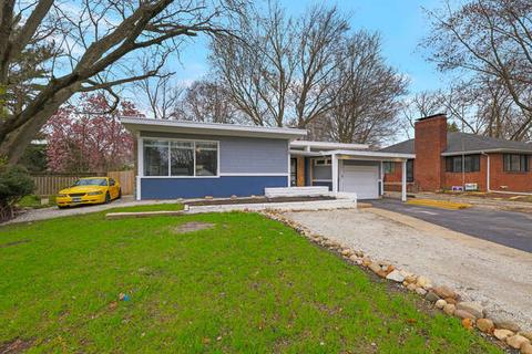 1016 W Springfield Ave, Champaign, IL 61821 photo 3