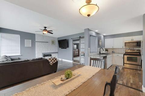 1016 W Springfield Ave, Champaign, IL 61821 photo 24