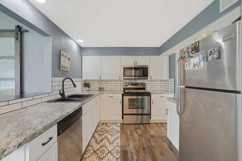 1016 W Springfield Ave, Champaign, IL 61821 photo 17