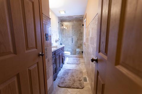 8153 Normandy Ave, Burbank, IL 60459 photo 23