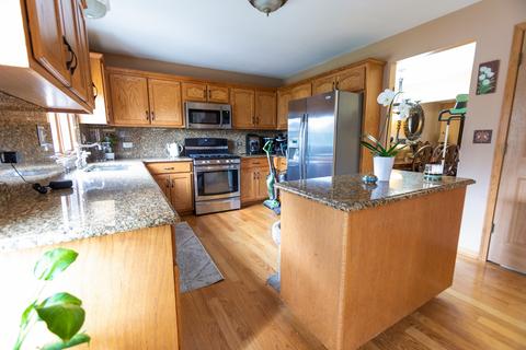 8153 Normandy Ave, Burbank, IL 60459 photo 16