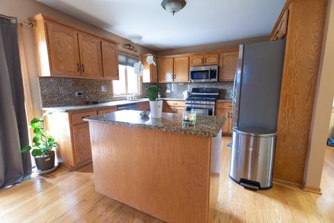 8153 Normandy Ave, Burbank, IL 60459 photo 15