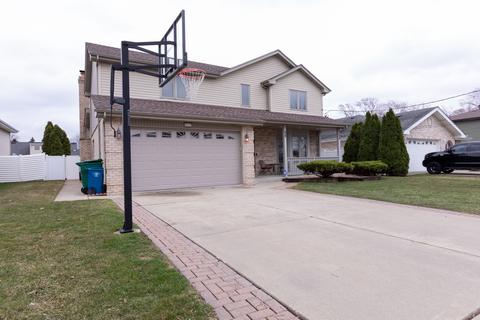 8153 Normandy Ave, Burbank, IL 60459 photo 1