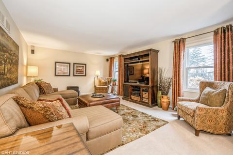 2678 Kettlehook Dr, Elgin, IL 60124 photo 8