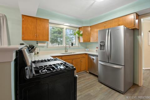 516 Meyer Ct, Aurora, IL 60506 photo 10