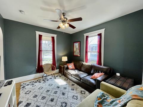 116 Hill Ave, Elgin, IL 60120 photo 9