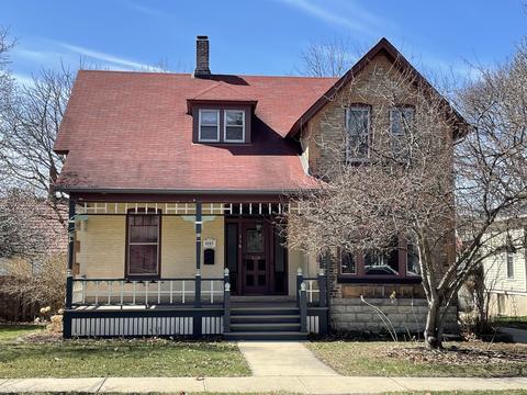 116 Hill Ave, Elgin, IL 60120 photo 2