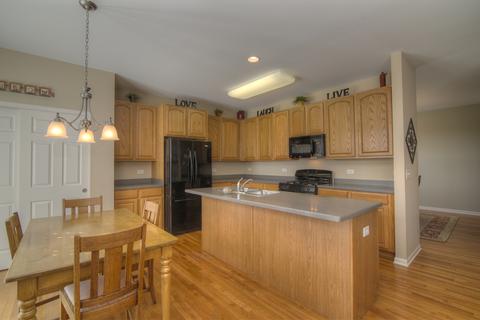 1626 Conway Cir, Mchenry, IL 60050 photo 7