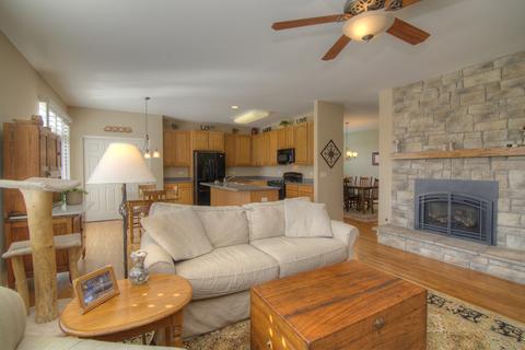 1626 Conway Cir, Mchenry, IL 60050 photo 5