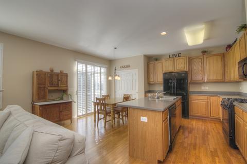 1626 Conway Cir, Mchenry, IL 60050 photo 6
