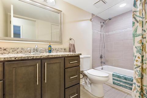 1076 Florimond Dr, Elgin, IL 60123 photo 15