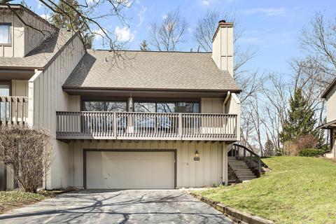1076 Florimond Dr, Elgin, IL 60123 photo 2