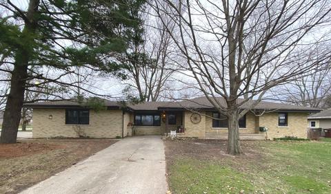 1118 W Tower Rd, Kankakee, IL 60901 photo 1