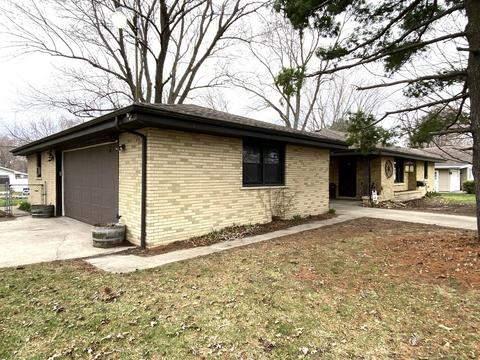 1118 W Tower Rd, Kankakee, IL 60901 photo 2
