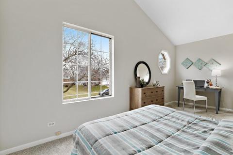642 Mariner Dr, Elgin, IL 60120 photo 21