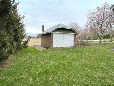 309 E Kyle St, Ogden, IL 61859 photo 4