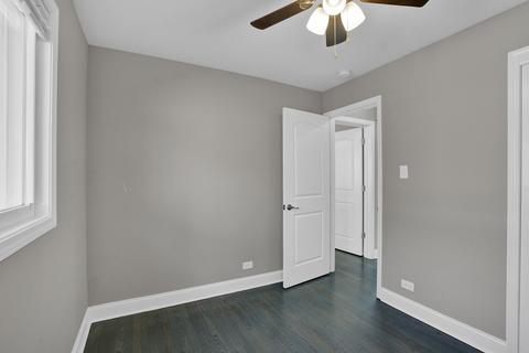 574 E 104th Pl, Chicago, IL 60628 photo 22