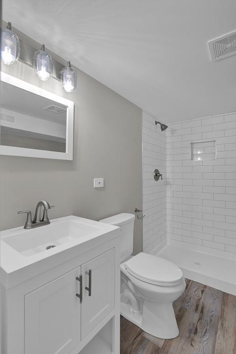574 E 104th Pl, Chicago, IL 60628 photo 32