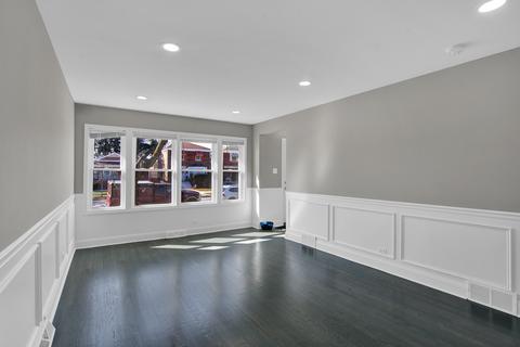 574 E 104th Pl, Chicago, IL 60628 photo 8