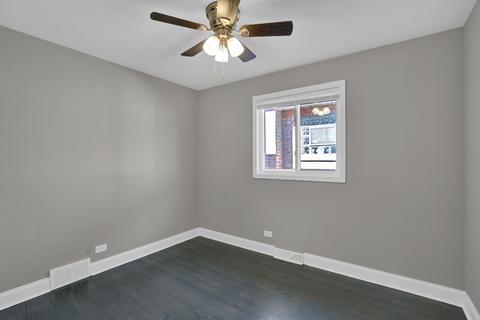 574 E 104th Pl, Chicago, IL 60628 photo 21