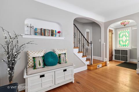 6240 N Navajo Ave, Chicago, IL 60646 photo 4