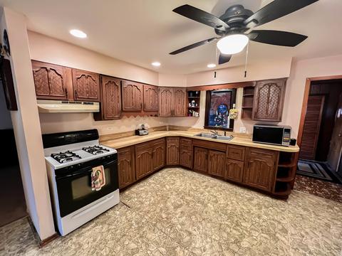 350 E Forest St, Marengo, IL 60152 photo 2