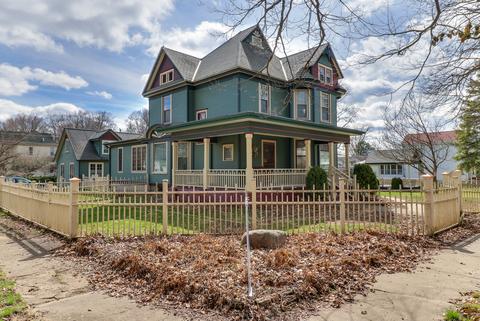 702 W 3rd St, Delavan, IL 61734 photo 1