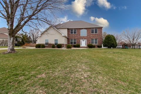 2107 Currant Ct, Bloomington, IL 61704 photo 2