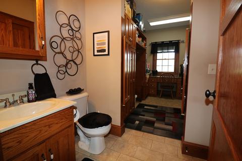16682 Parnell Rd, Dewitt, IL 61735 photo 26