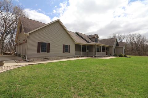 16682 Parnell Rd, Dewitt, IL 61735 photo 3