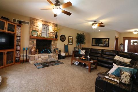16682 Parnell Rd, Dewitt, IL 61735 photo 16