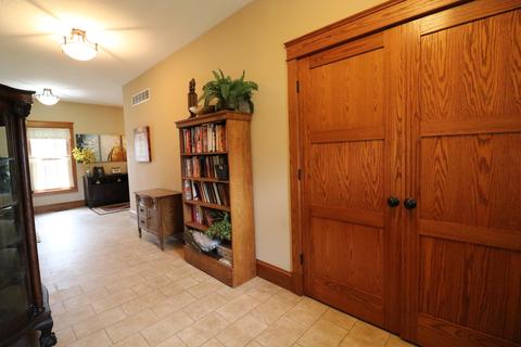 16682 Parnell Rd, Dewitt, IL 61735 photo 30