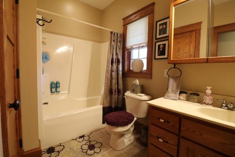 16682 Parnell Rd, Dewitt, IL 61735 photo 40