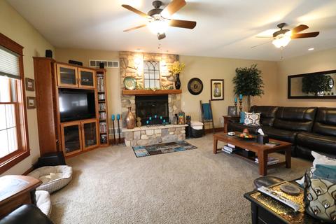 16682 Parnell Rd, Dewitt, IL 61735 photo 18